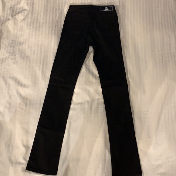 RG73 black jeans. Size 26 fits like 24 - Picture 2 of 3